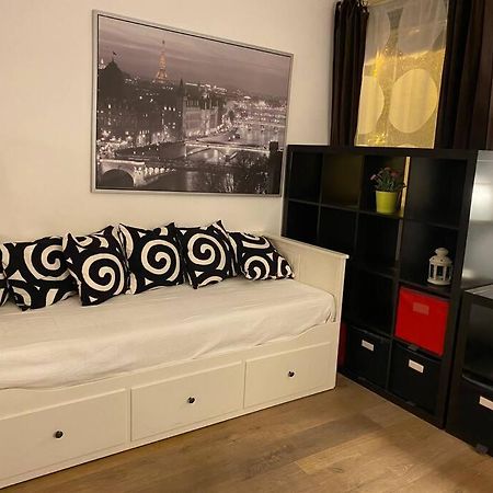 Appartamento Avenue Louise Bruxelles Esterno foto