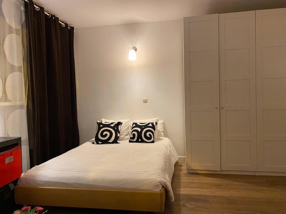 Appartamento Avenue Louise Bruxelles Esterno foto