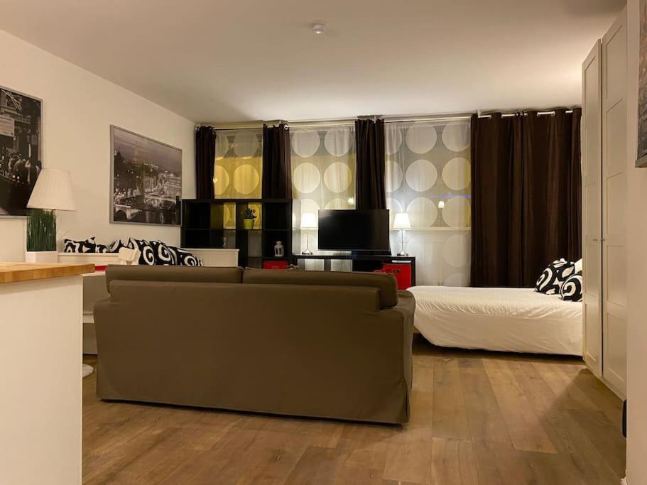 Appartamento Avenue Louise Bruxelles Esterno foto